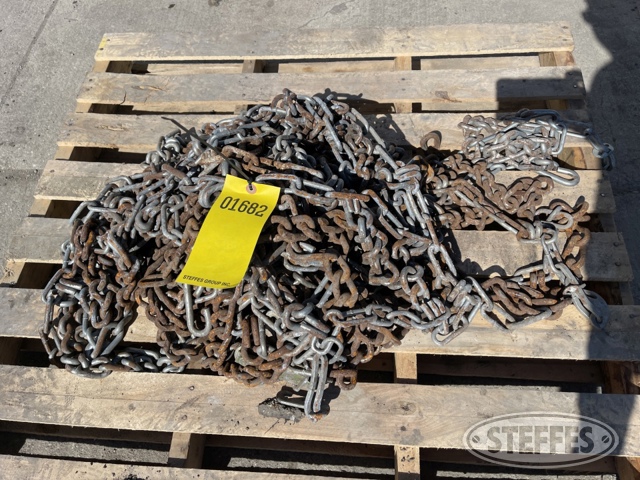 (4) Skid steer tire chains